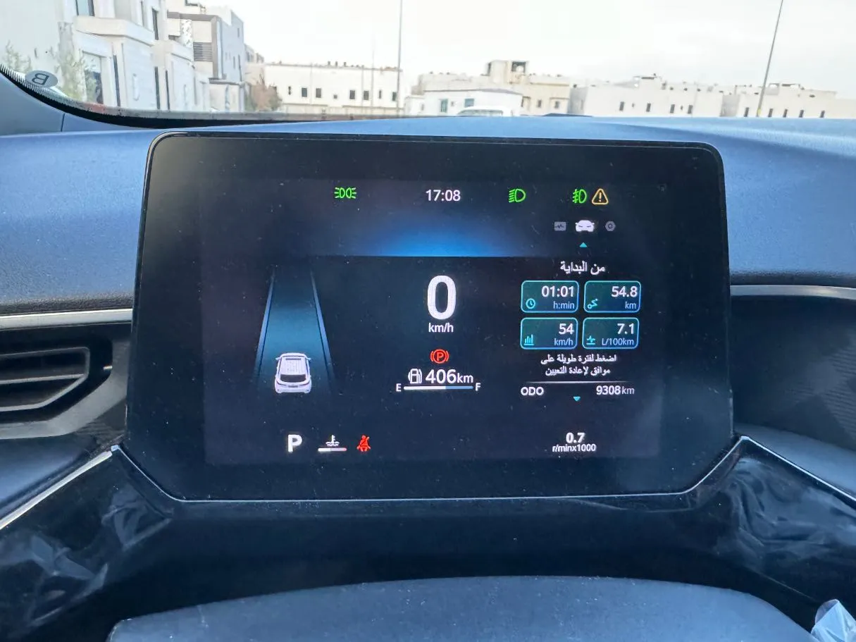 Car image 18