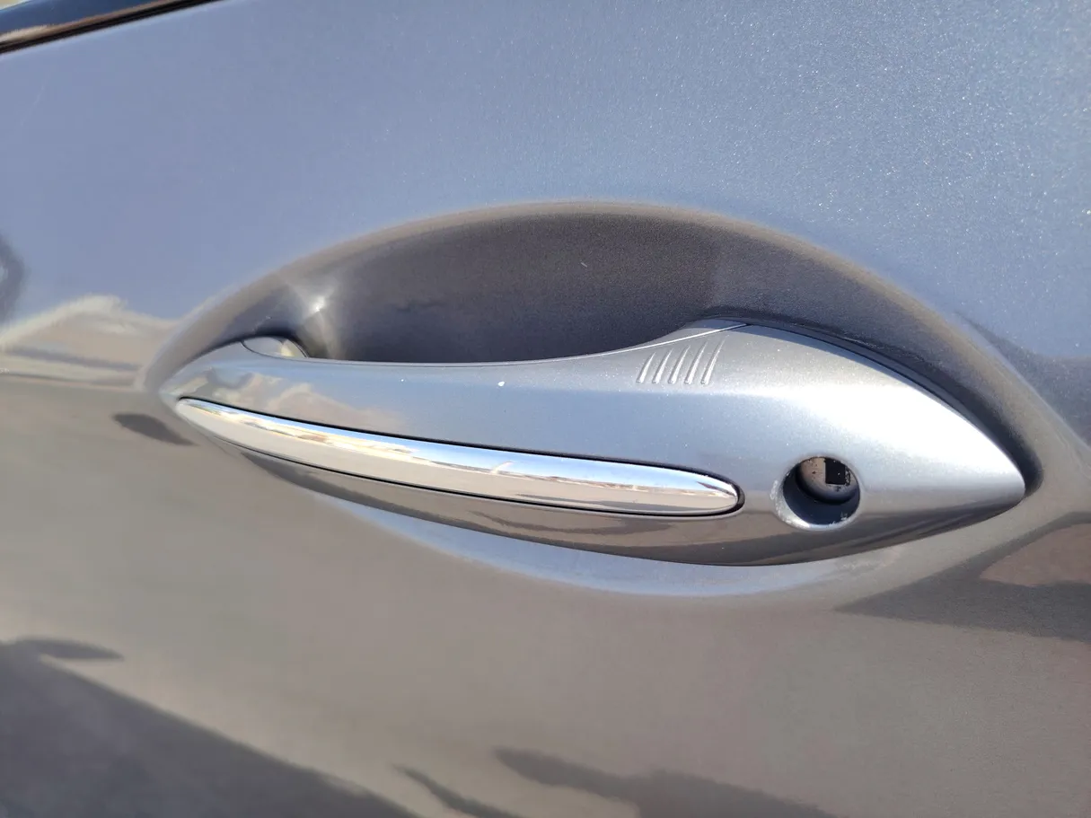 Car image 35