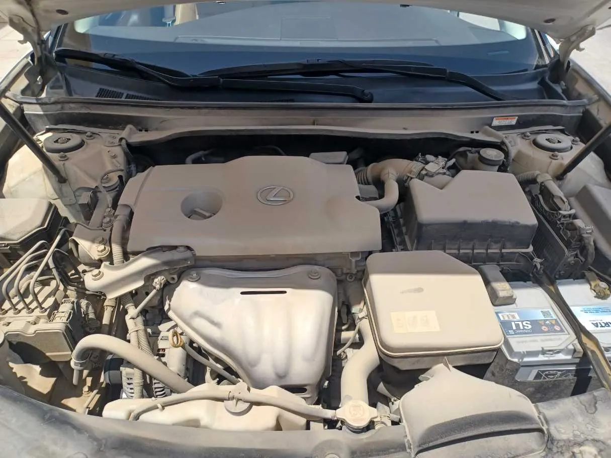 Car image 22