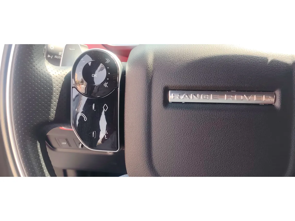 Car image 29