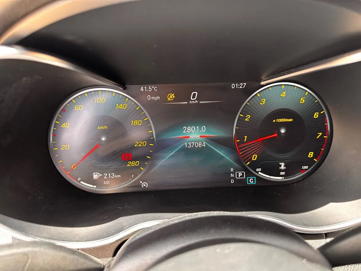 Car image 20