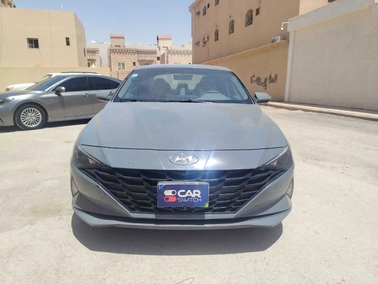 Car image 2