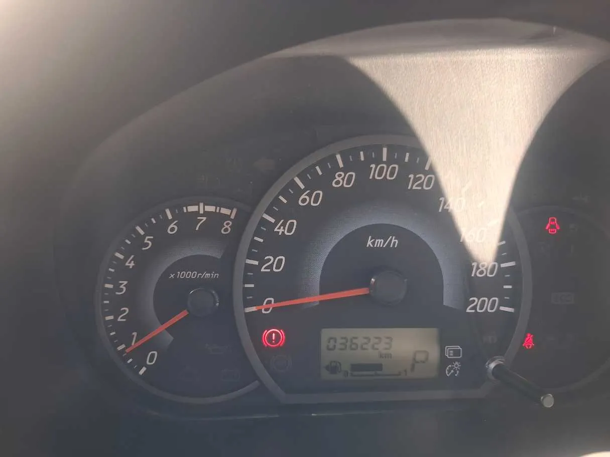Car image 18