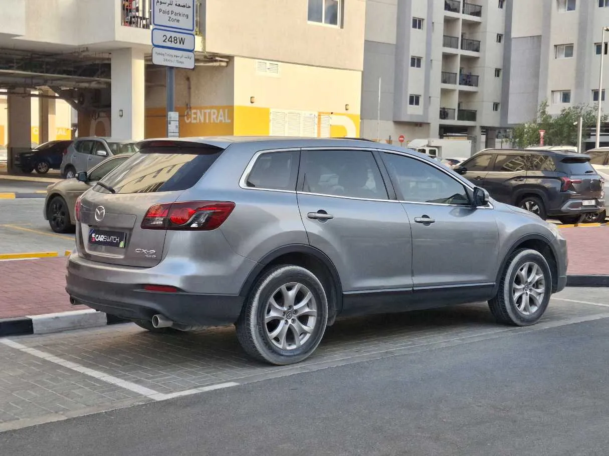 Car image 7