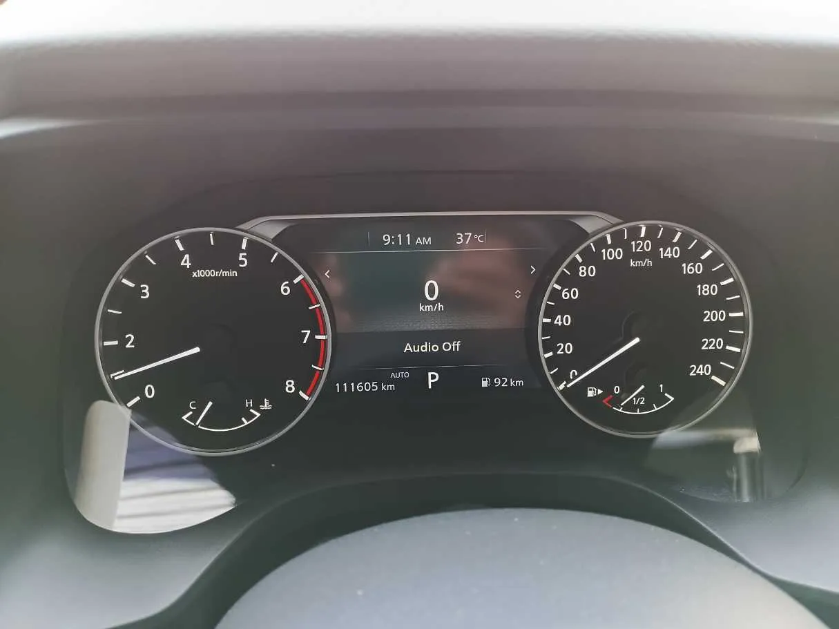 Car image 19