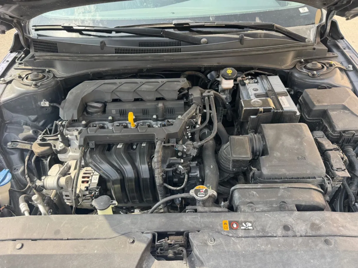 Car image 21