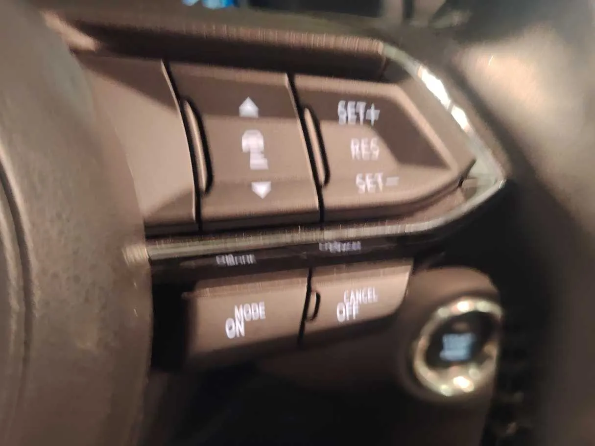 Car image 36