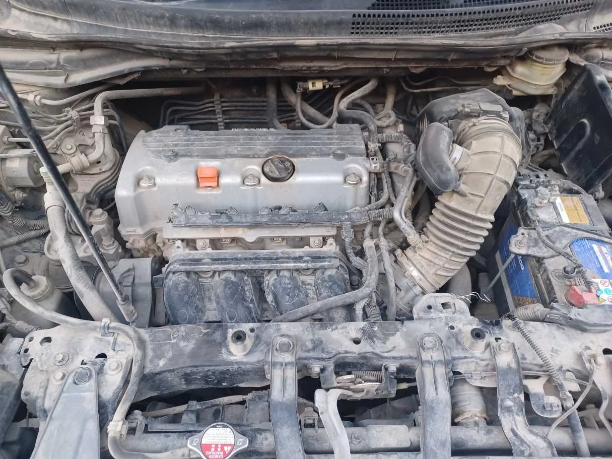Car image 19
