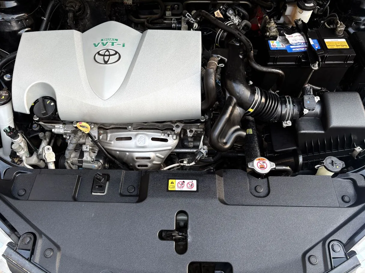 Car image 27