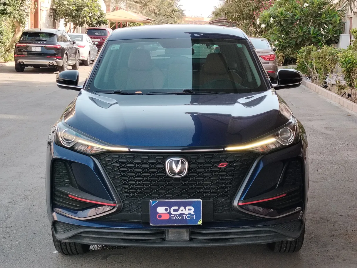 Car image 2