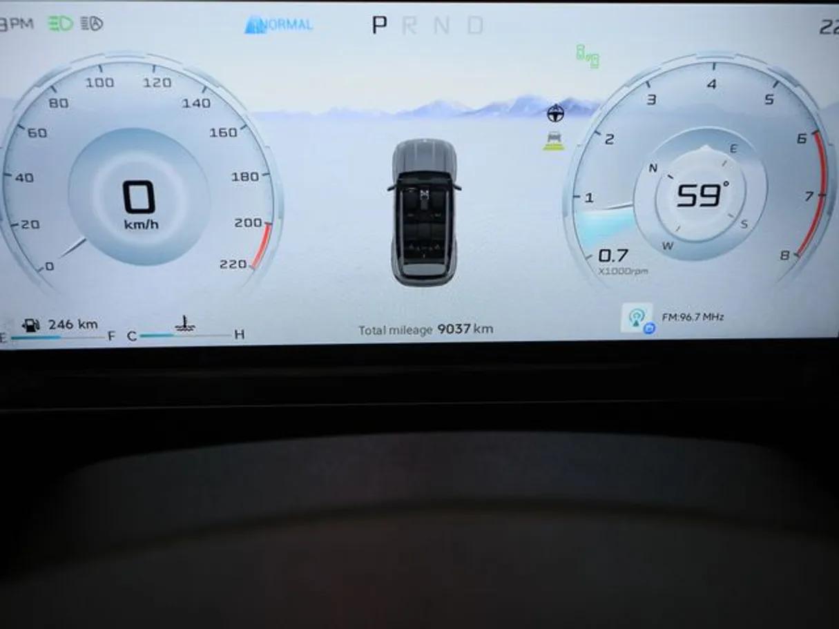 Car image 6