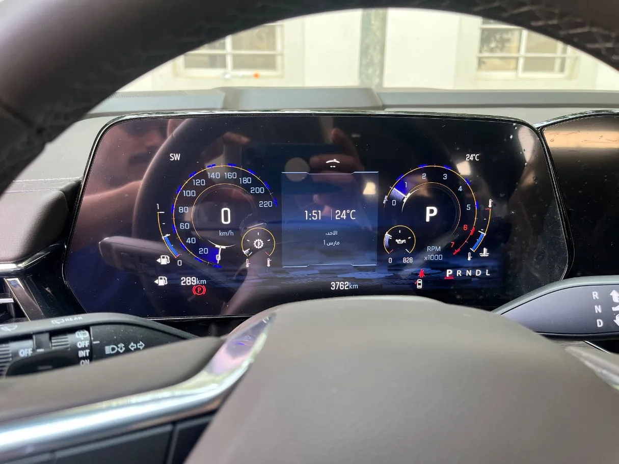 Car image 19