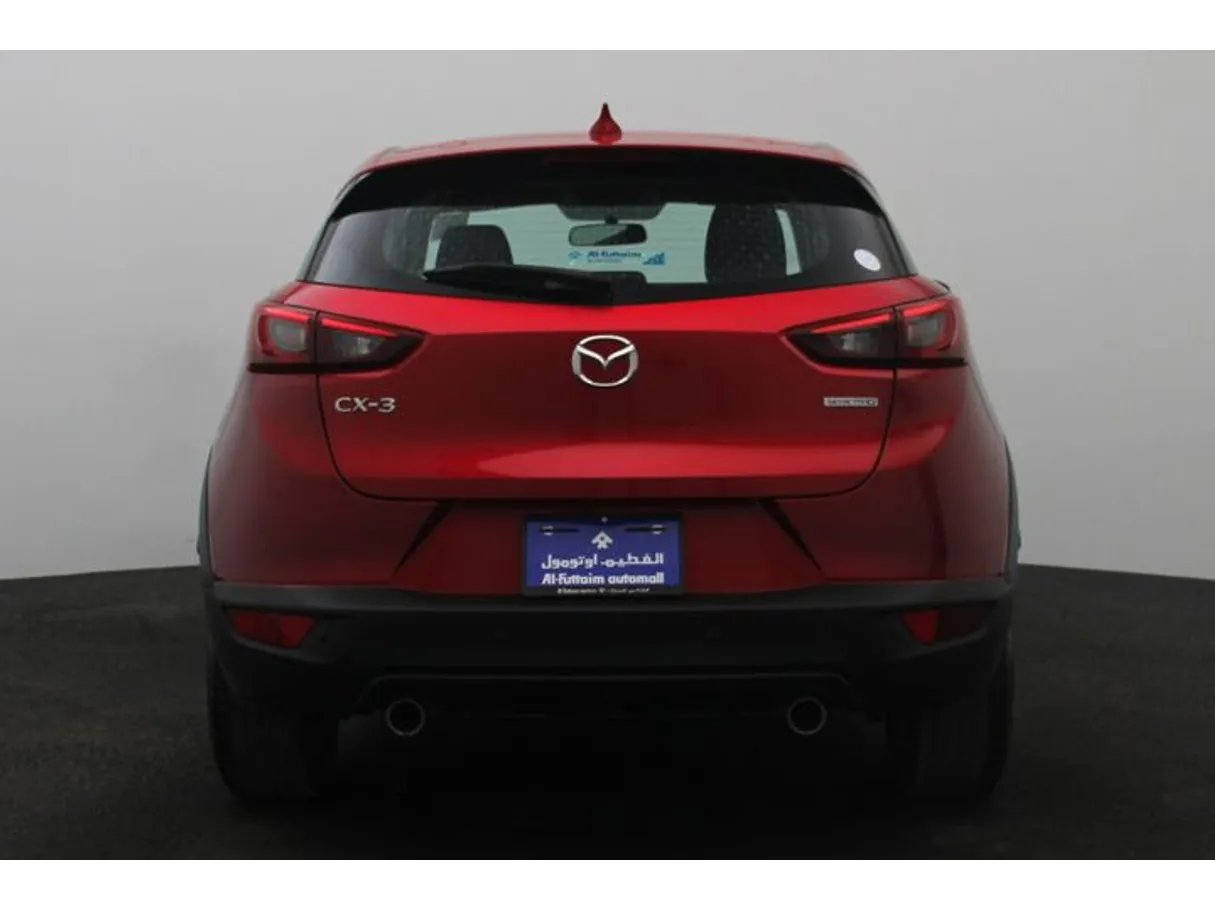 Car image 12