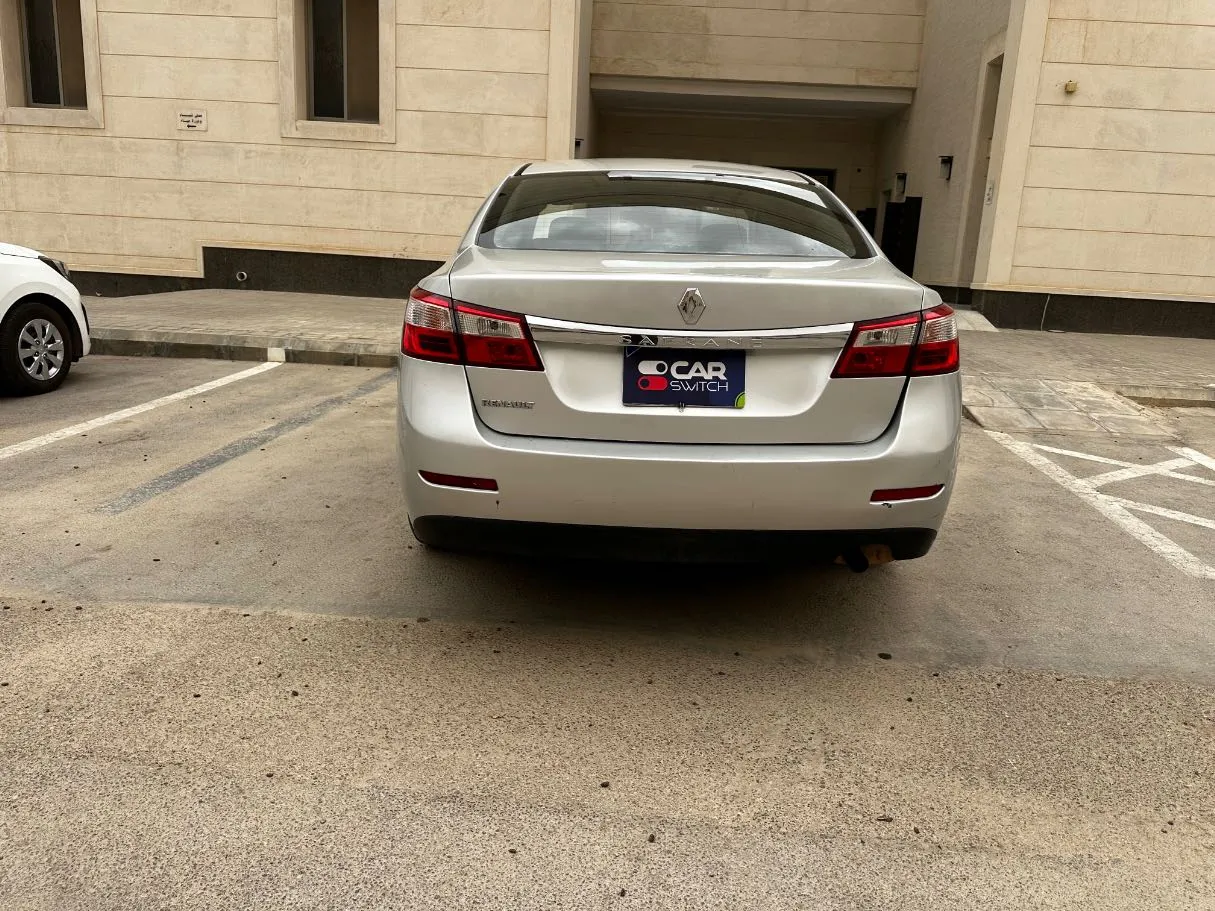 Car image 6