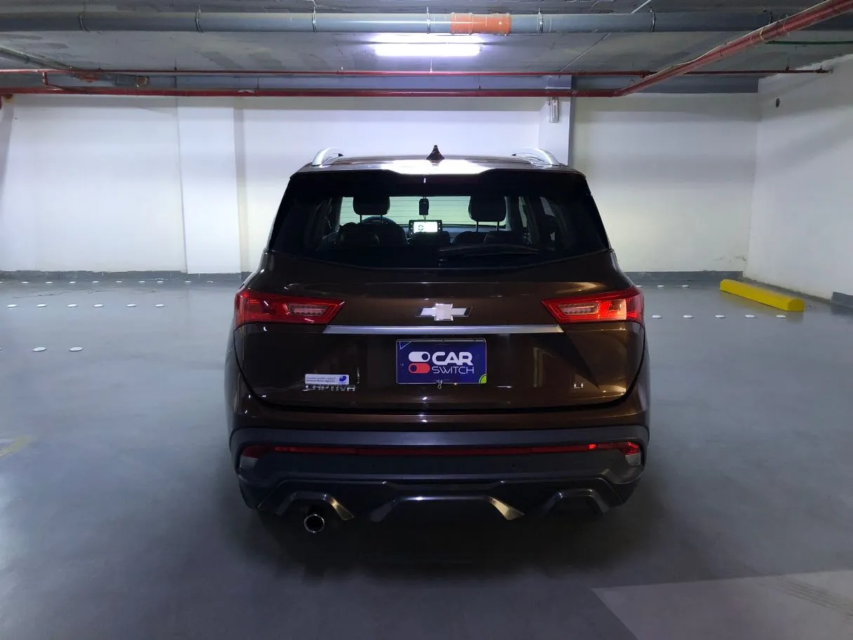 Car image 6