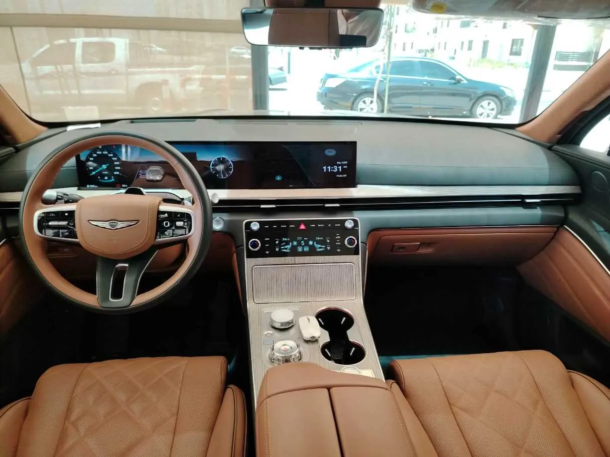 Car image 21