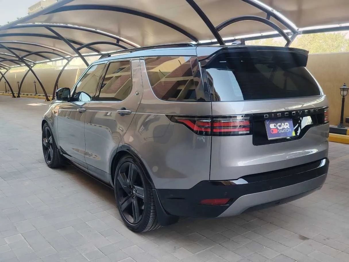Car image 7