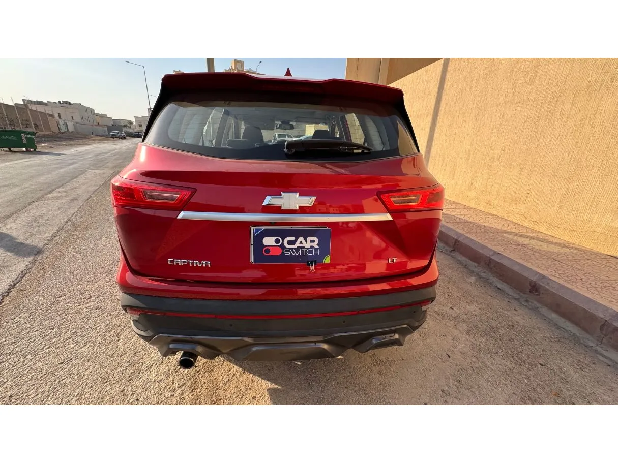 Car image 6