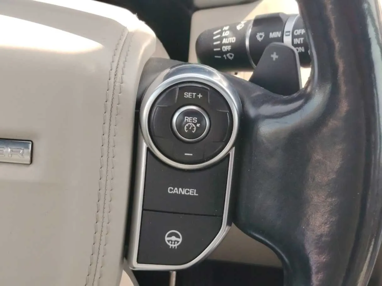 Car image 39