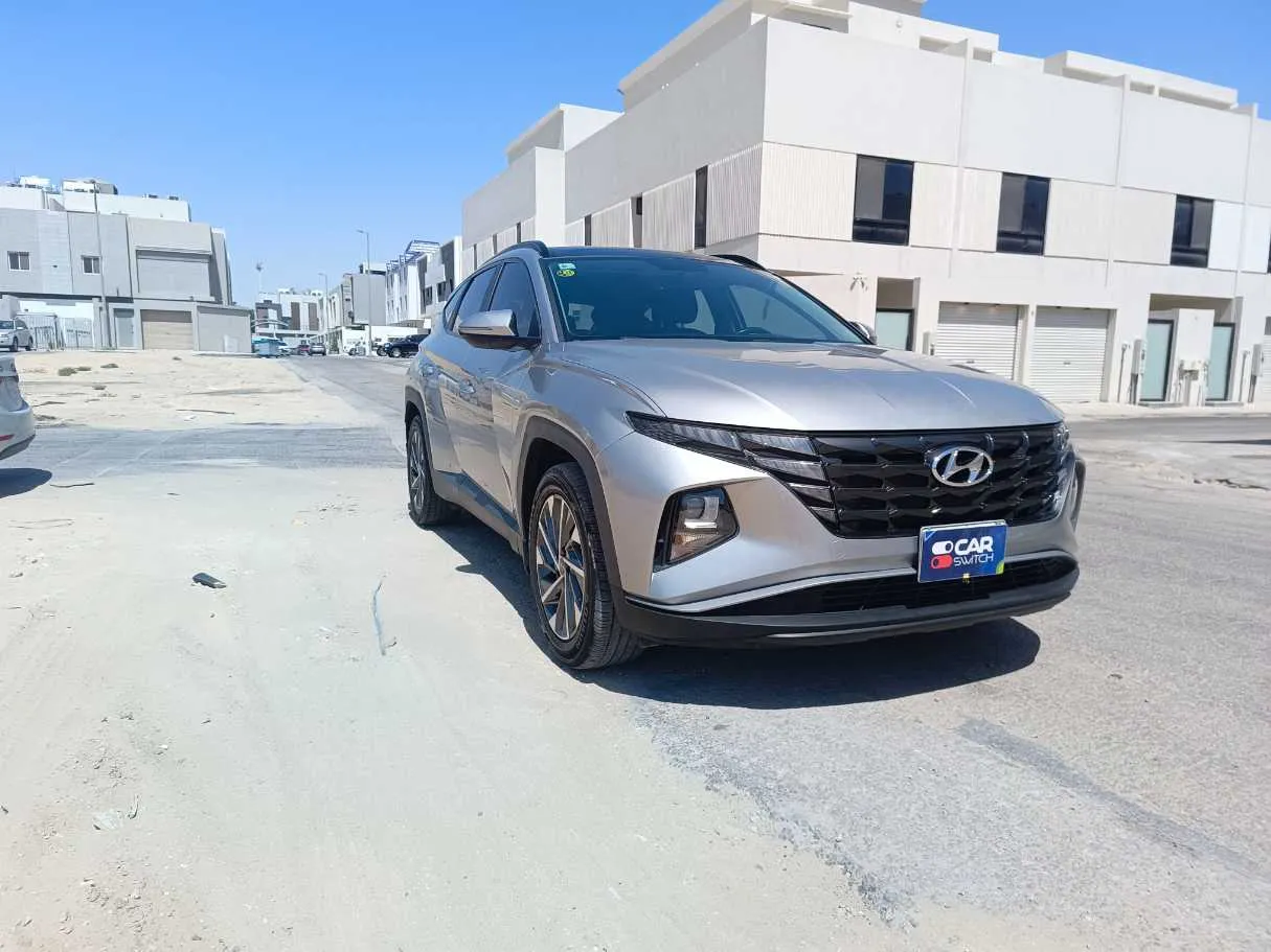 Car image 3