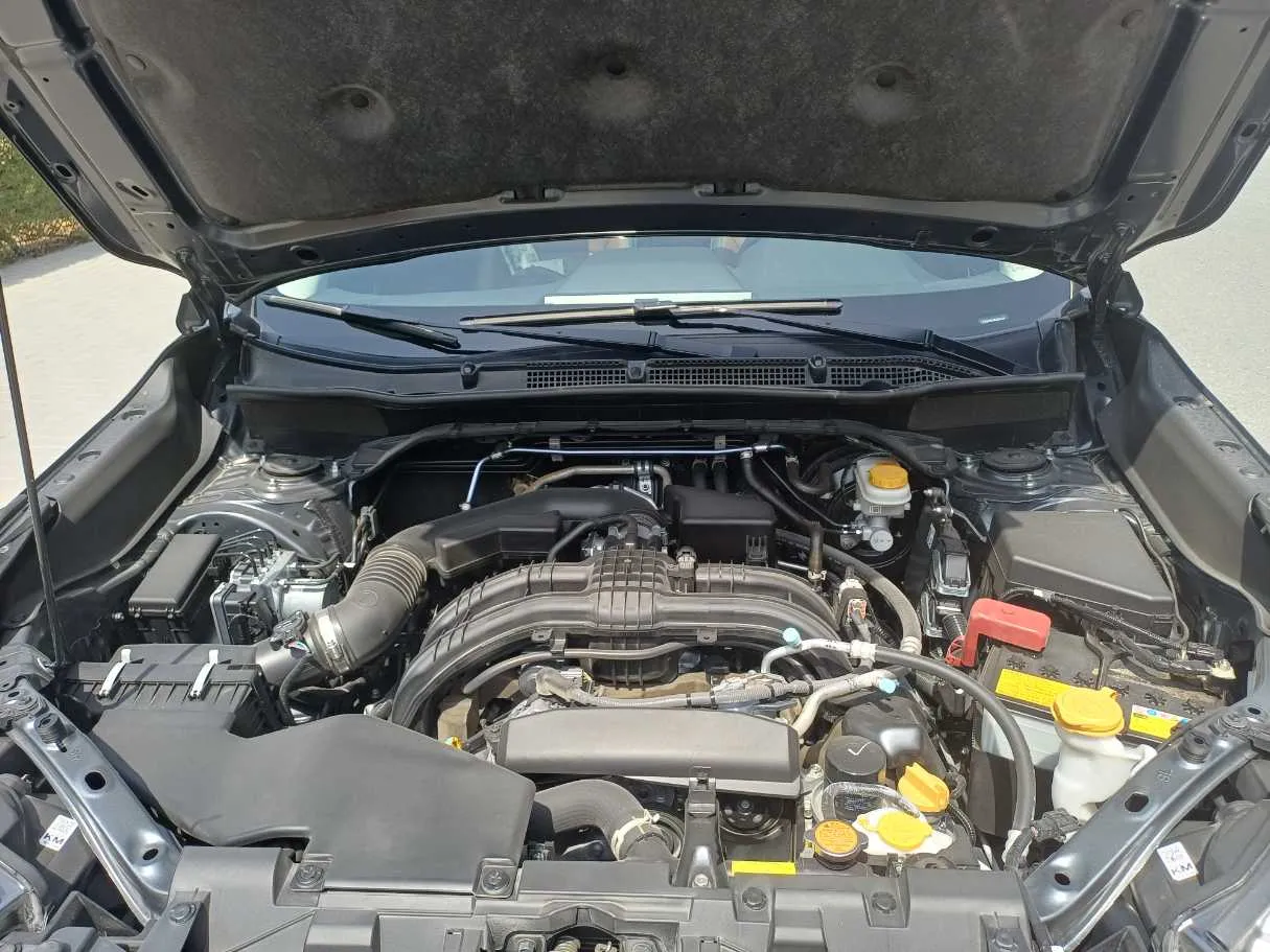 Car image 26