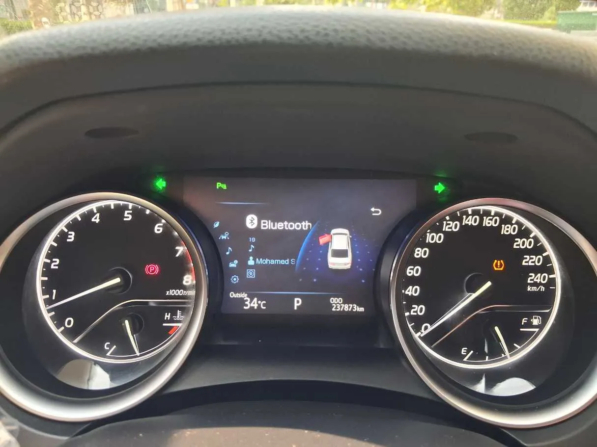 Car image 20