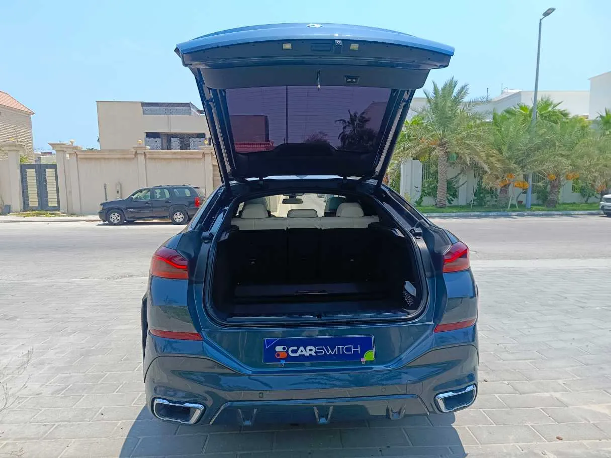 Car image 33