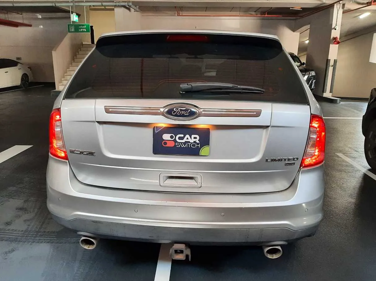 Car image 6