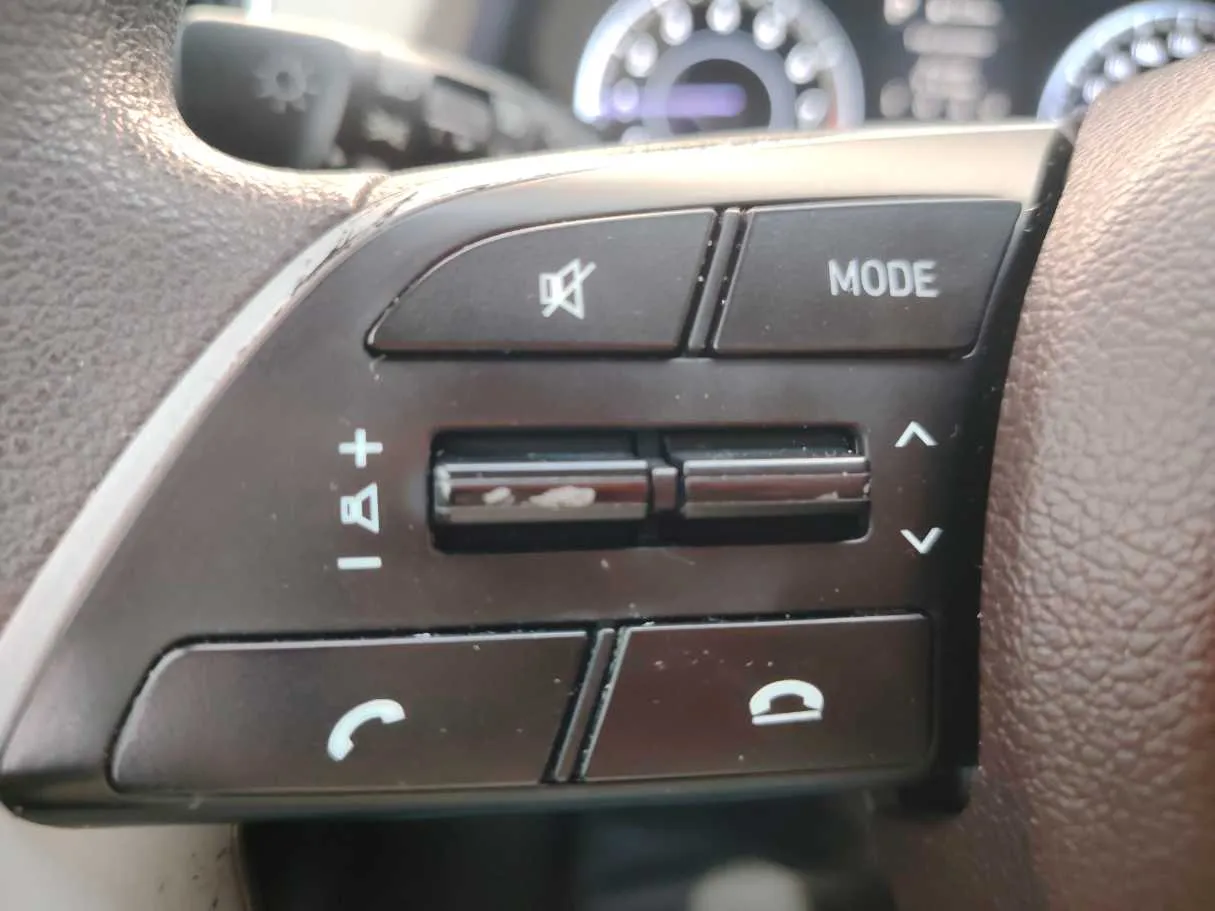 Car image 31