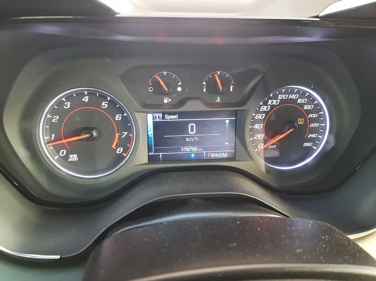 Car image 13