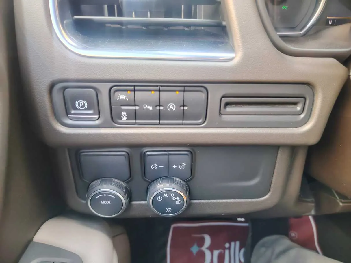 Car image 33