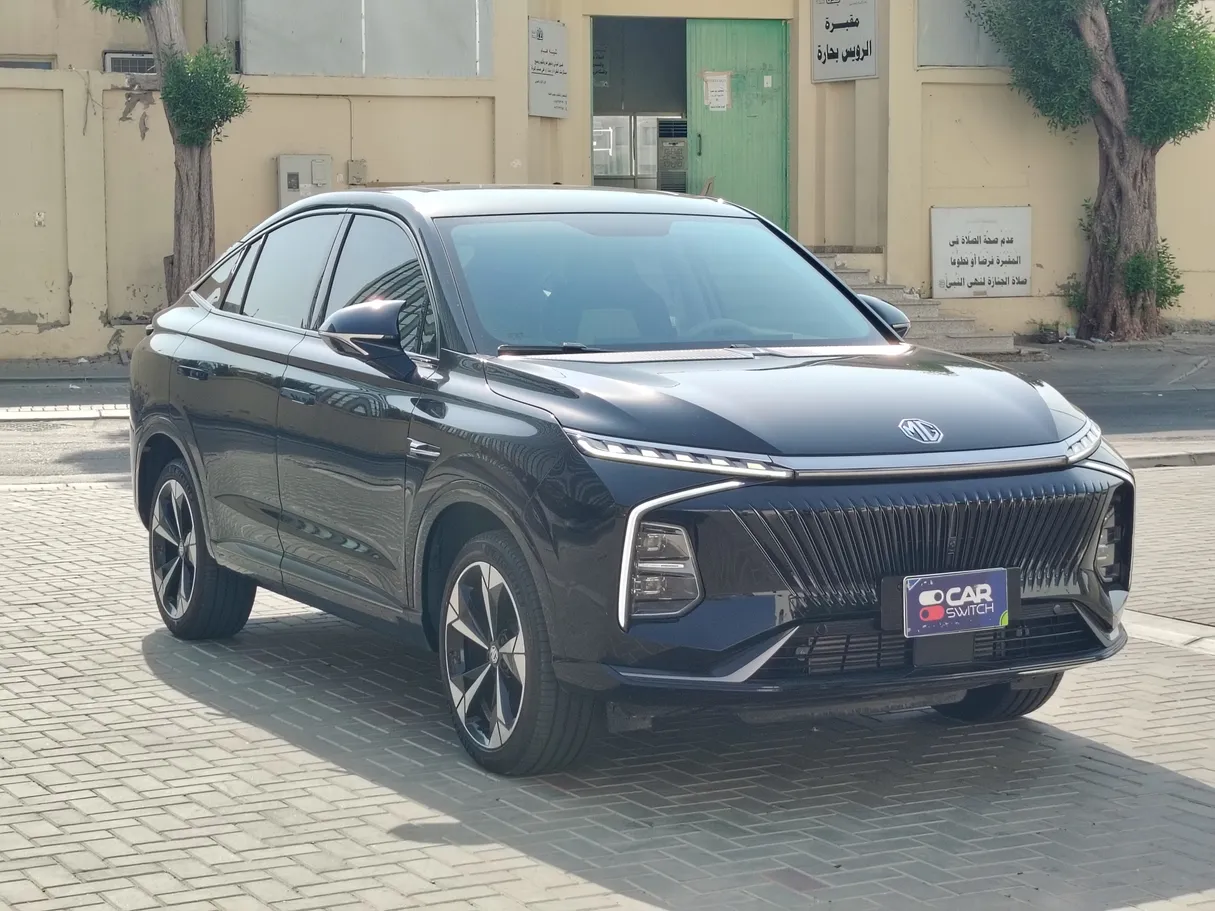 Car image 3