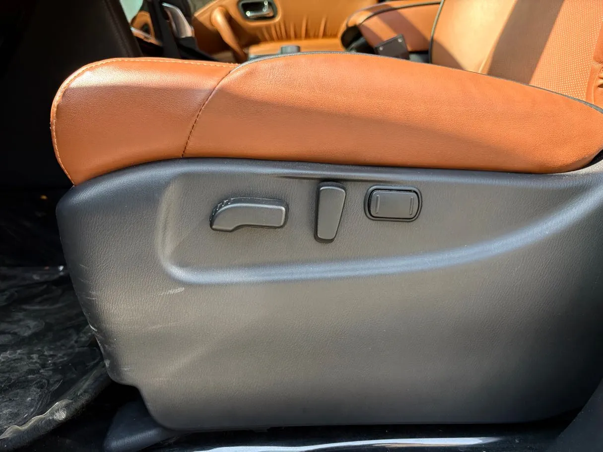 Car image 31