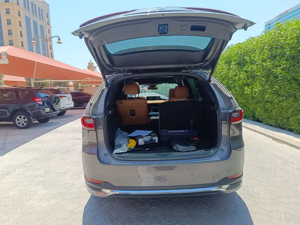 Car image 31
