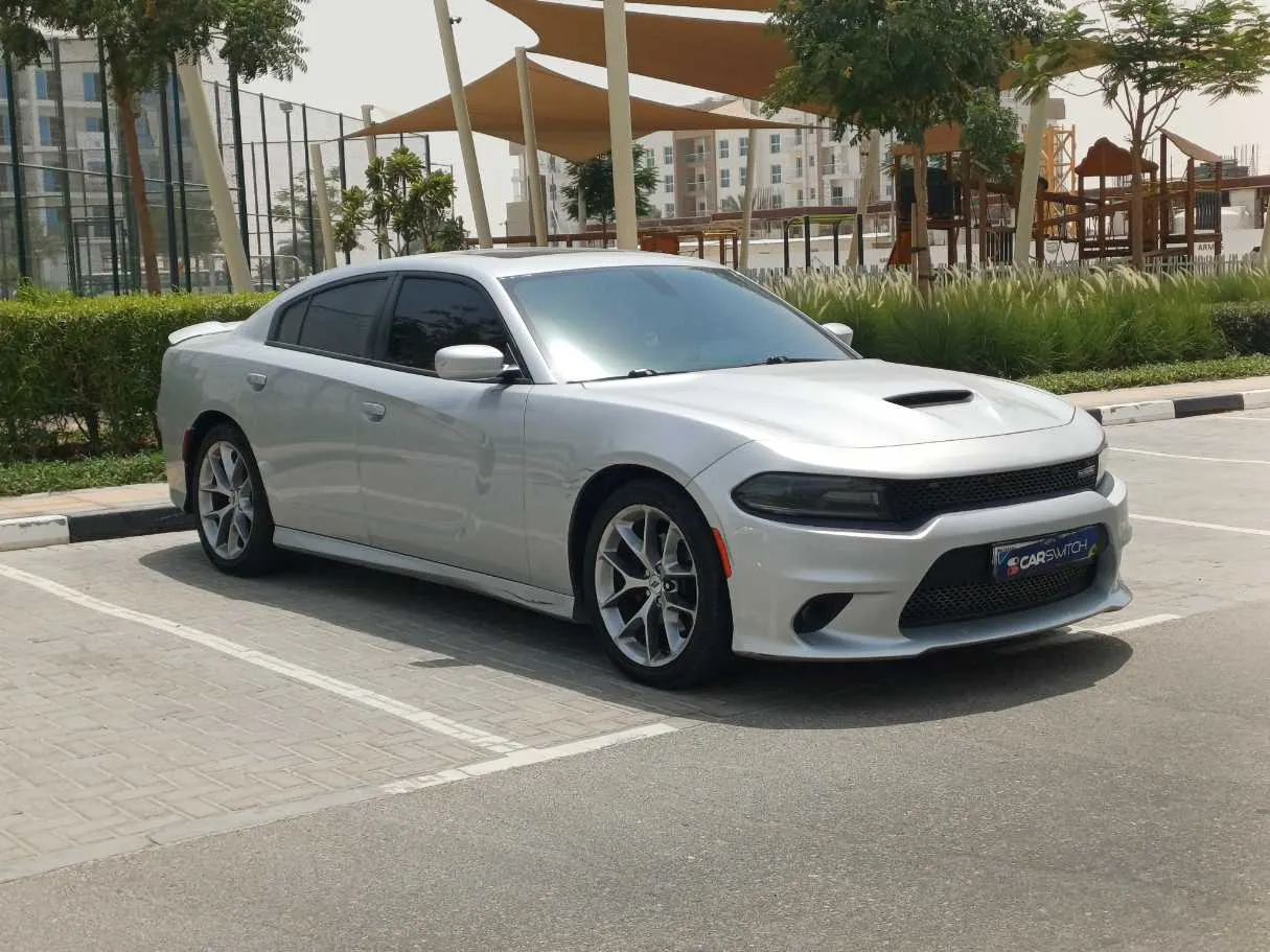 Car image 3