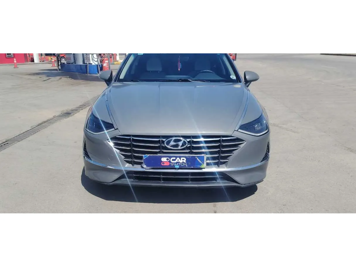 Car image 2
