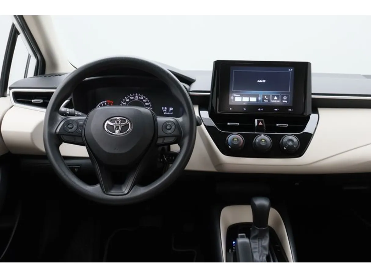 Car image 15