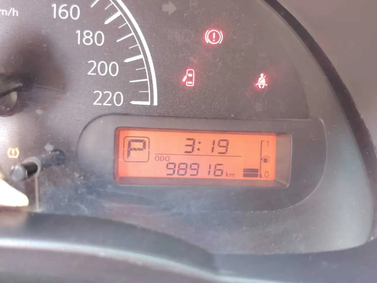 Car image 20
