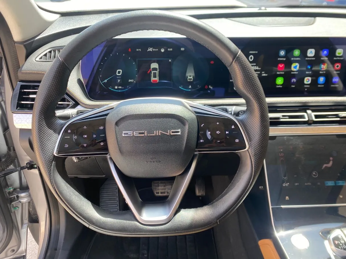Car image 17