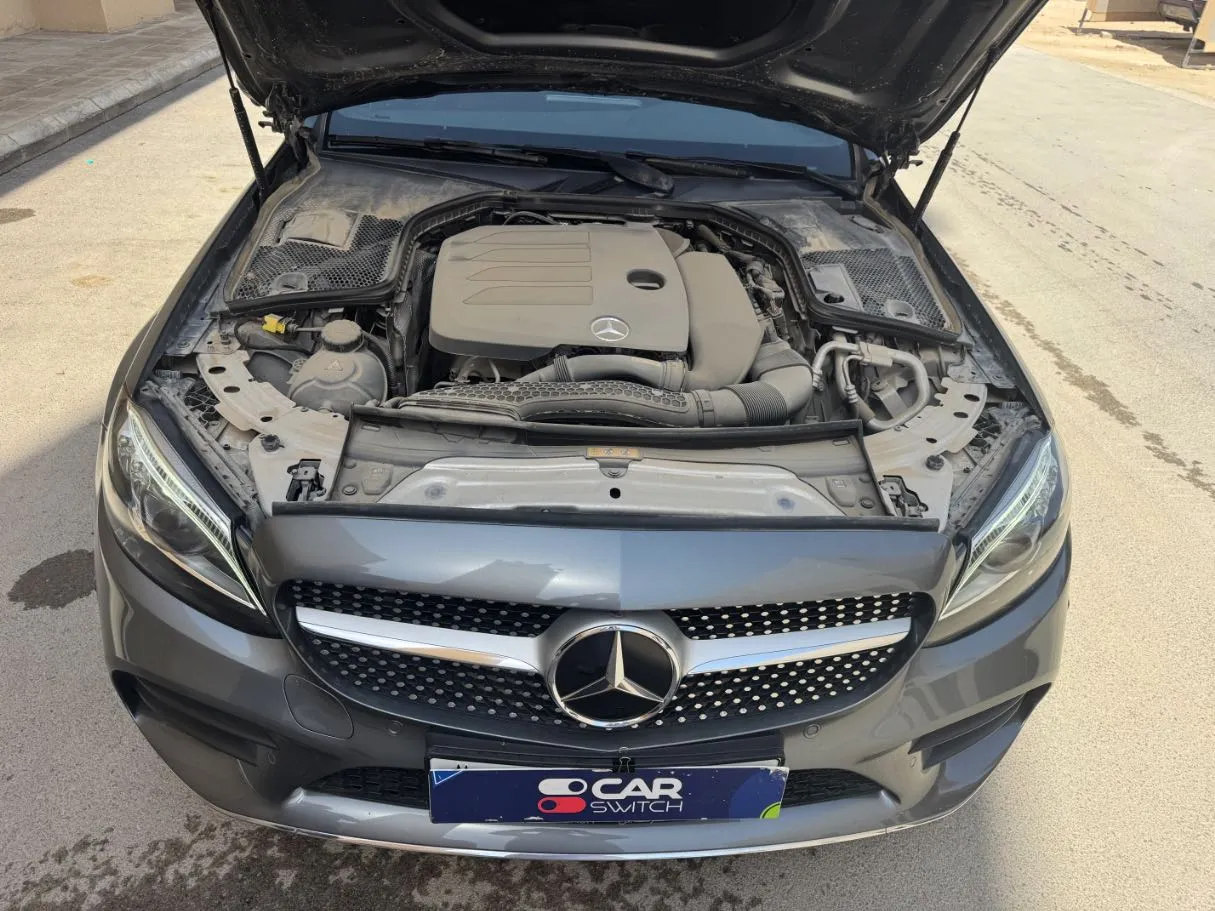 Car image 20