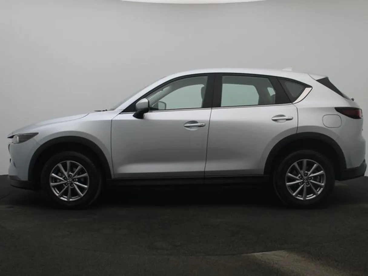 Car image 3