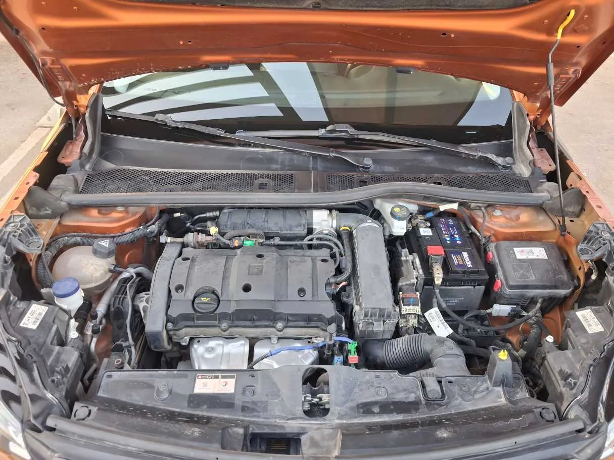 Car image 22