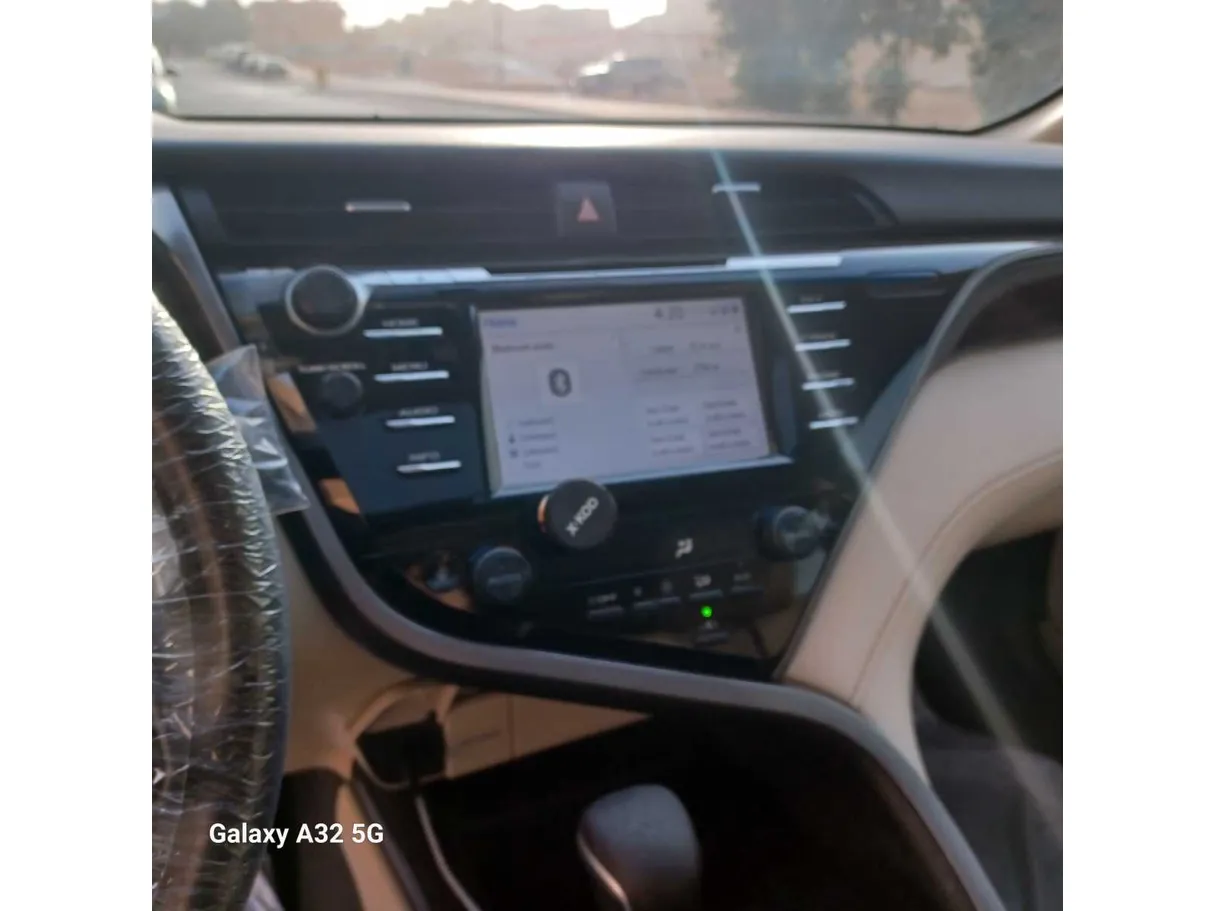 Car image 28