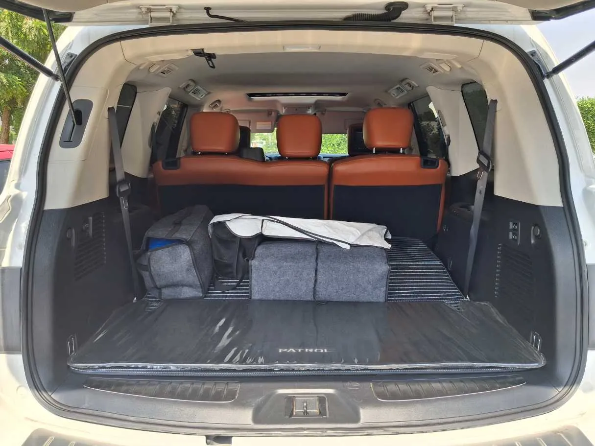 Car image 21