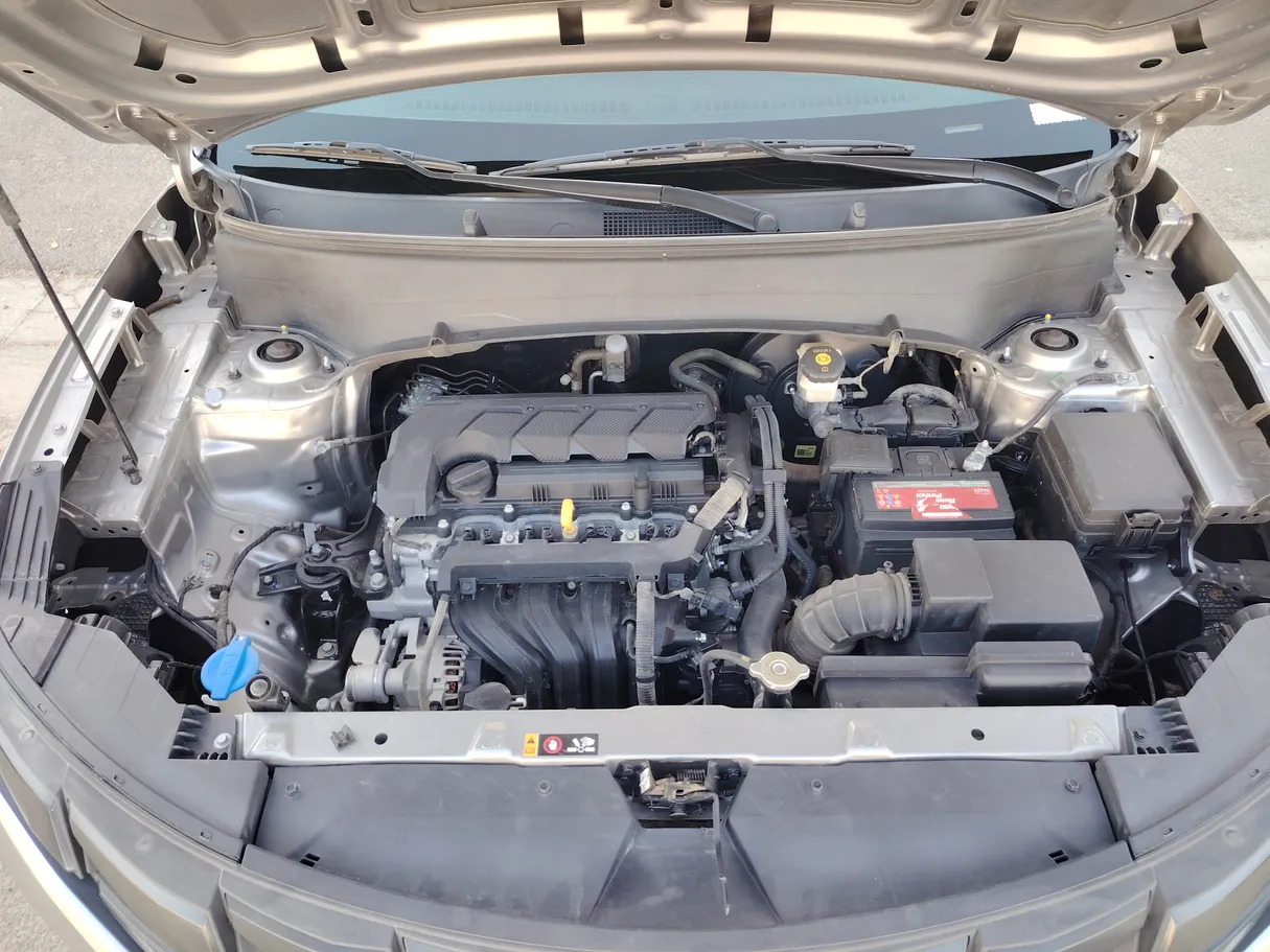 Car image 32