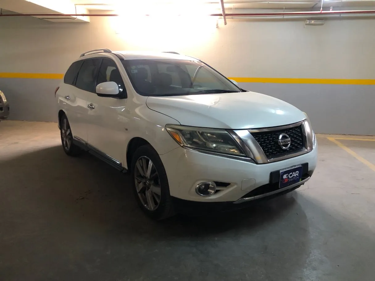 Car image 3
