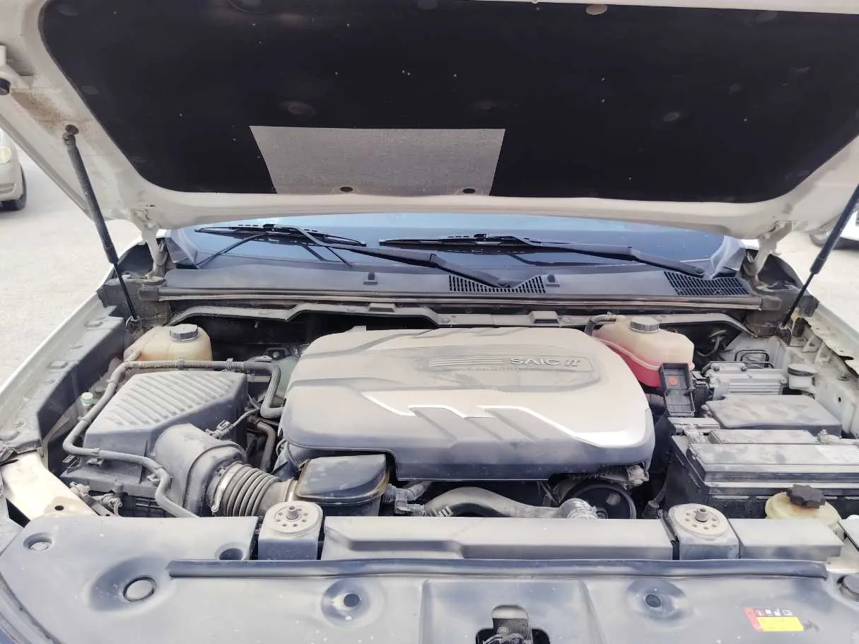 Car image 24