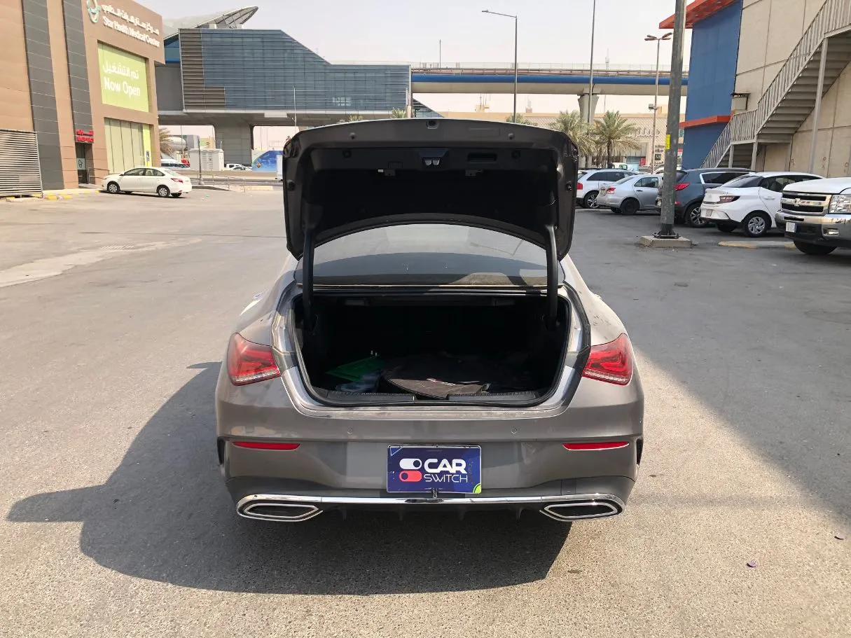 Car image 21