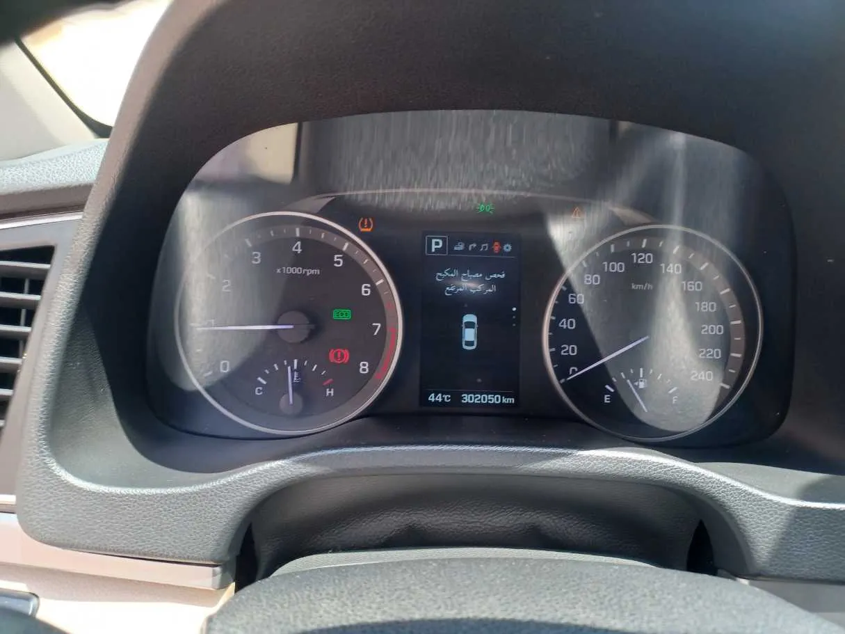 Car image 17