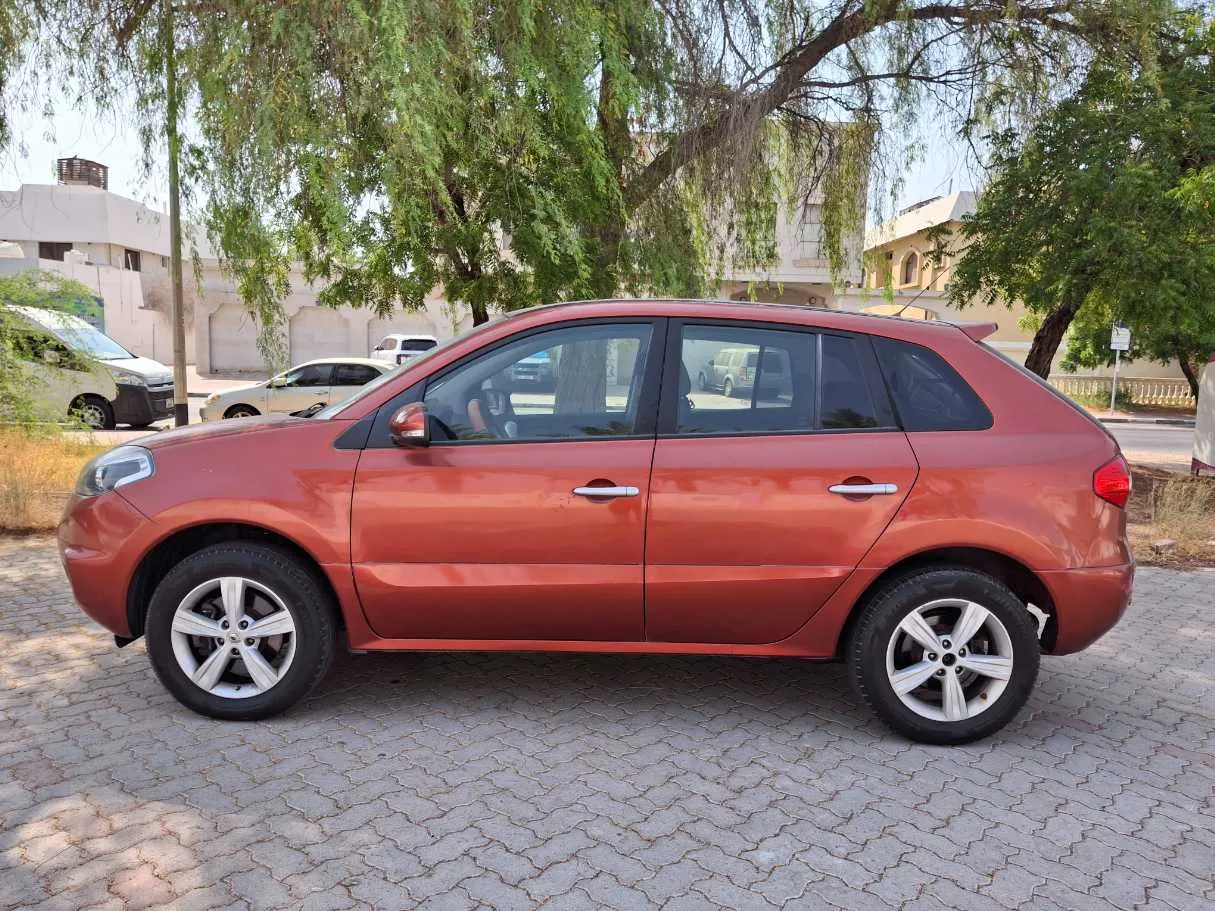 Car image 8